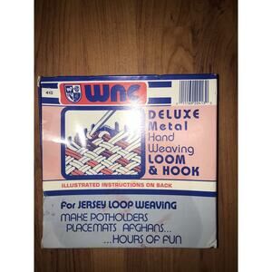 Vintage Deluxe Metal Hand Weaving Loom & Hook Square Red WNC #413